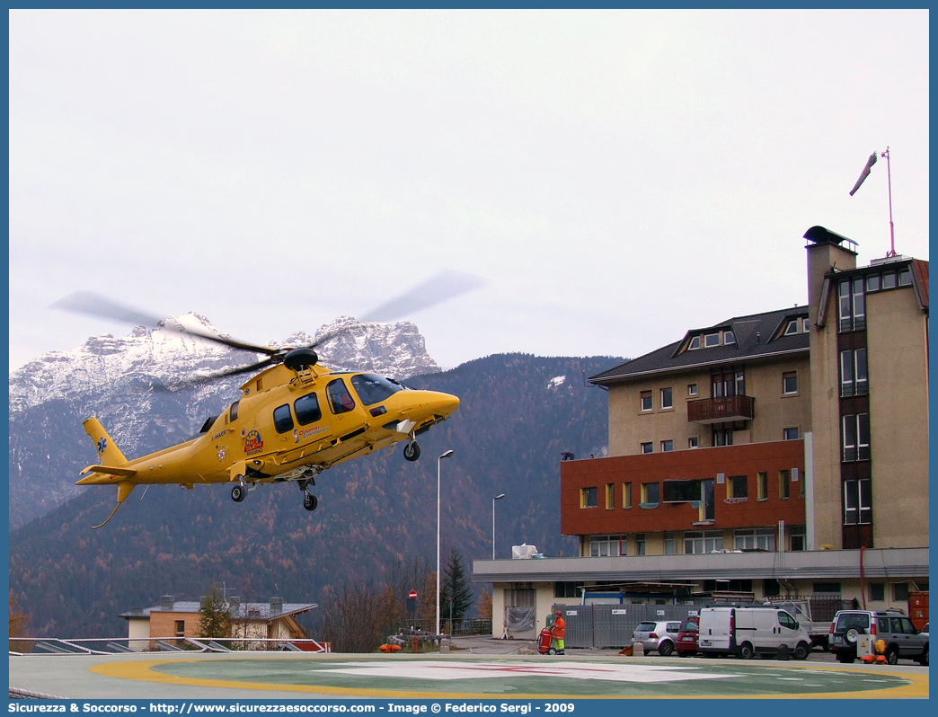 I-NAER
118 Regione Veneto
Agusta Westland A109S Grand
FALCO
Base di Pieve di Cadore
Parole chiave: 118;Veneto;Belluno;Pieve di Cadore;Agusta;A109;A;109;Grand;I-NAER;Falco;Elicottero;Elisoccorso