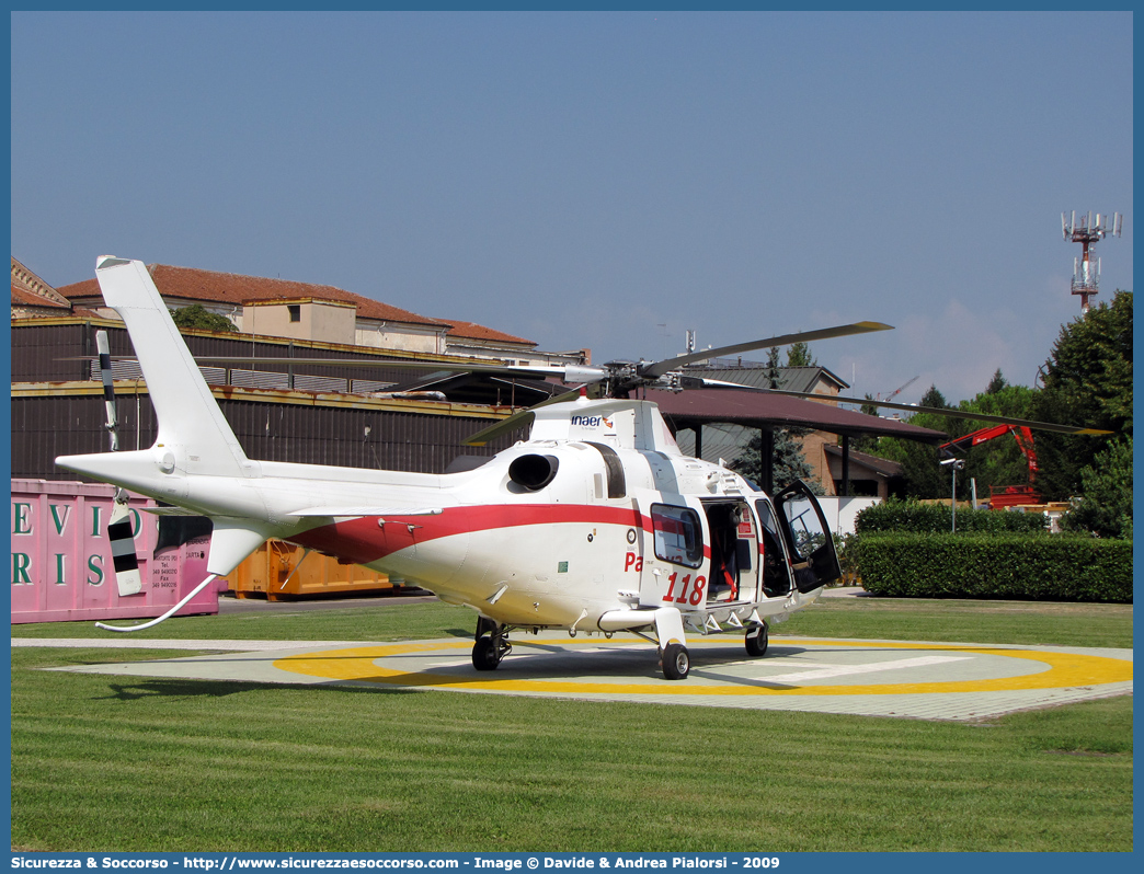 I-ESUE
118 Regione Veneto
Agusta A109E Power
ELI 1
Base di Padova
Parole chiave: 118;Veneto;Padova;Agusta;A109;A;109;Power;I-ESUE;Eli1;Eli 1;Elicottero;Elisoccorso