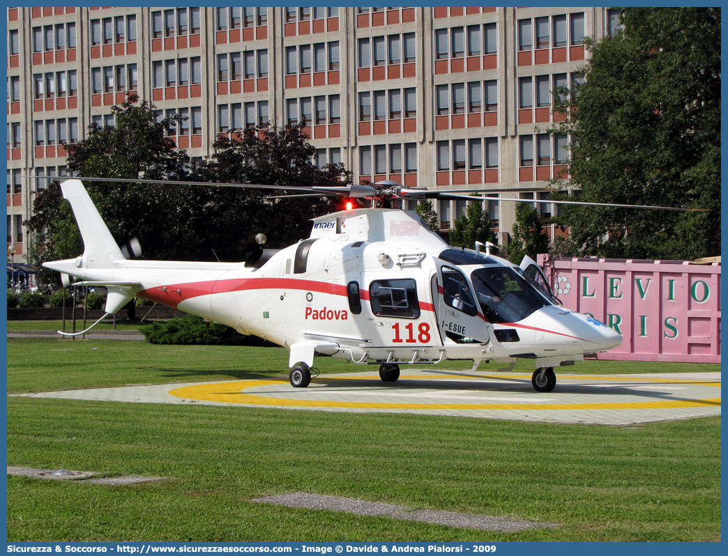 I-ESUE
118 Regione Veneto
Agusta A109E Power
ELI 1
Base di Padova
Parole chiave: 118;Veneto;Padova;Agusta;A109;A;109;Power;I-ESUE;Eli1;Eli 1;Elicottero;Elisoccorso