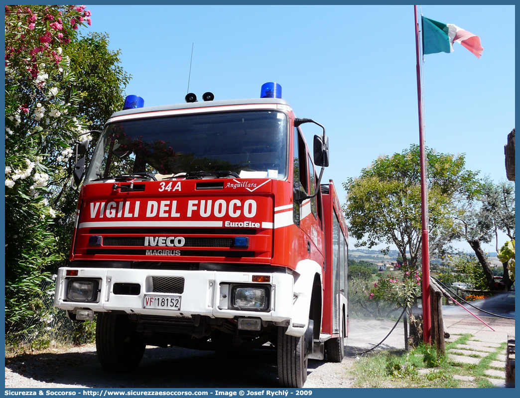 VF 18152
Corpo Nazionale Vigili del Fuoco
Iveco Magirus EuroFire 150E27 I serie
Parole chiave: VVF;V.V.F.;Corpo;Nazionale;Vigili;del;Fuoco;AutoPompaSerbatoio;APS;A.P.S.;Iveco;Magirus;EuroFire;150E27