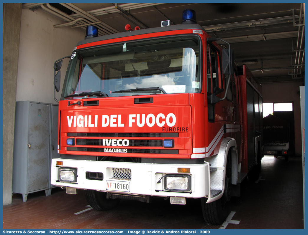 VF 18160
Corpo Nazionale Vigili del Fuoco
Iveco Magirus EuroFire 150E27 I serie
Parole chiave: VVF;V.V.F.;Corpo;Nazionale;Vigili;del;Fuoco;AutoPompaSerbatoio;APS;A.P.S.;Iveco;Magirus;EuroFire;150E27