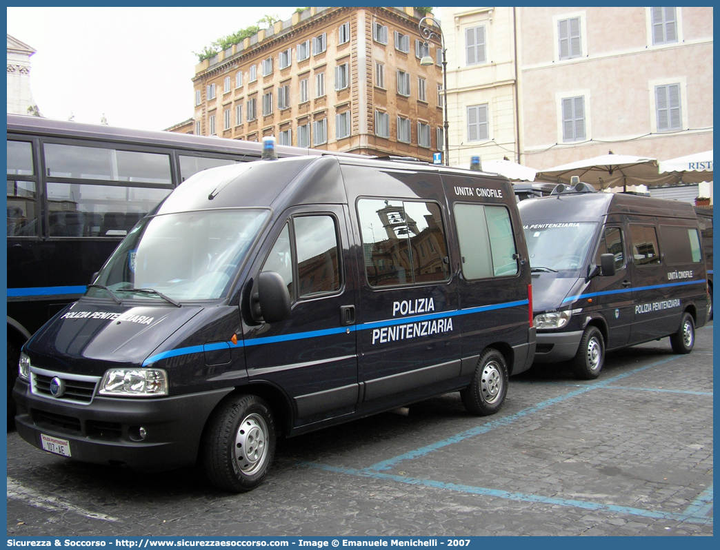 Polizia Penitenziaria 107AE
Polizia Penitenziaria
Servizio Cinofili
Fiat Ducato II serie restyling
Parole chiave: ADC;AdiC;PolPen;Polizia;Penitenziaria;Agenti;di;Custodia;Servizio;Cinofili;Fiat;Ducato