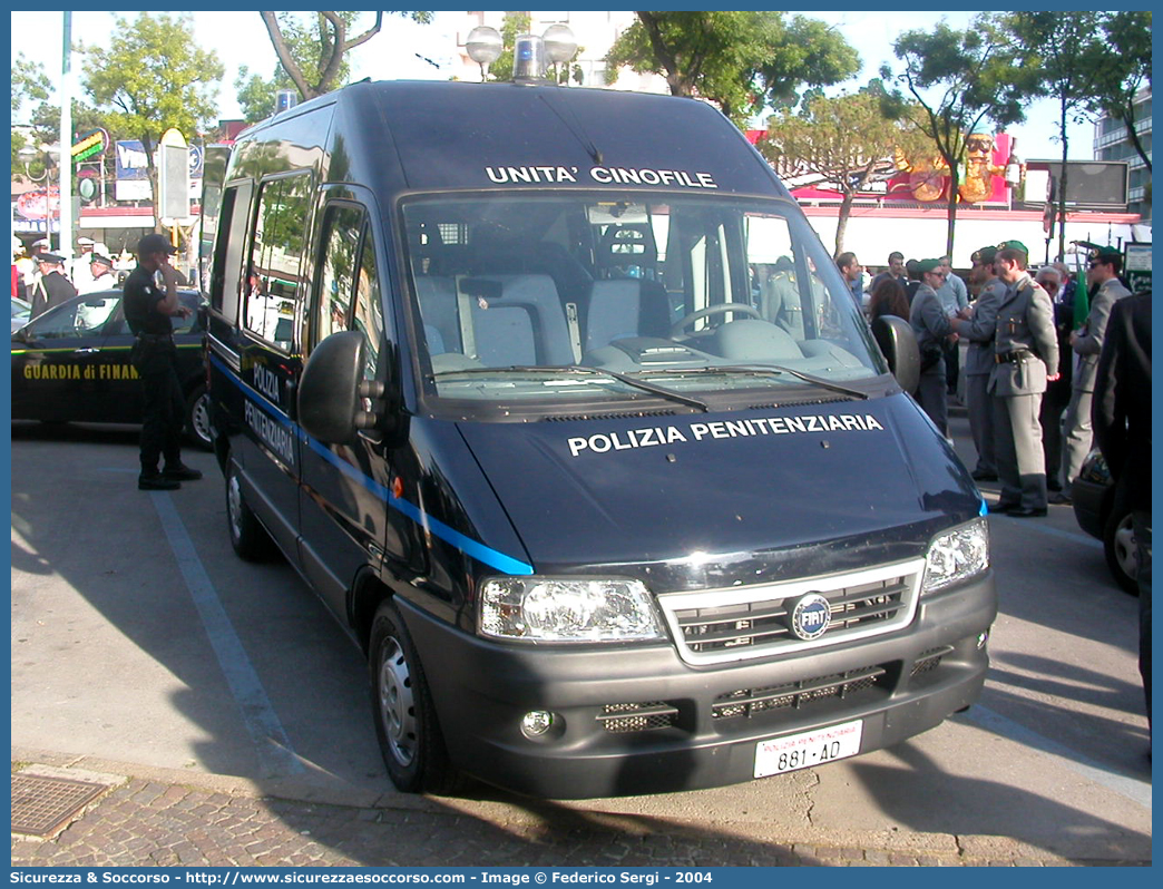 Polizia Penitenziaria 881AD
Polizia Penitenziaria
Servizio Cinofili
Fiat Ducato II serie restyling
Parole chiave: ADC;AdiC;PolPen;Polizia;Penitenziaria;Agenti;di;Custodia;Servizio;Cinofili;Fiat;Ducato