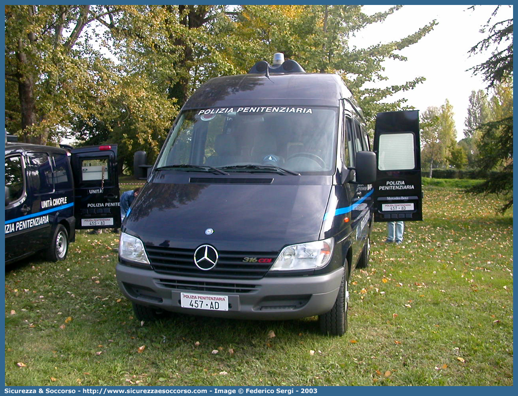 Polizia Penitenziaria 457AD
Polizia Penitenziaria
Servizio Cinofili
Mercedes Benz Sprinter 316 I serie restyling
Parole chiave: 457AD;Polizia Penitenziaria;Servizio Cinofili;Mercedes Benz Sprinter II seriePolPen;AdiC;Agenti;di;Custodia;Polizia;Penitenziaria;Servizio;Cinofili;Mercedes;Benz;Sprinter