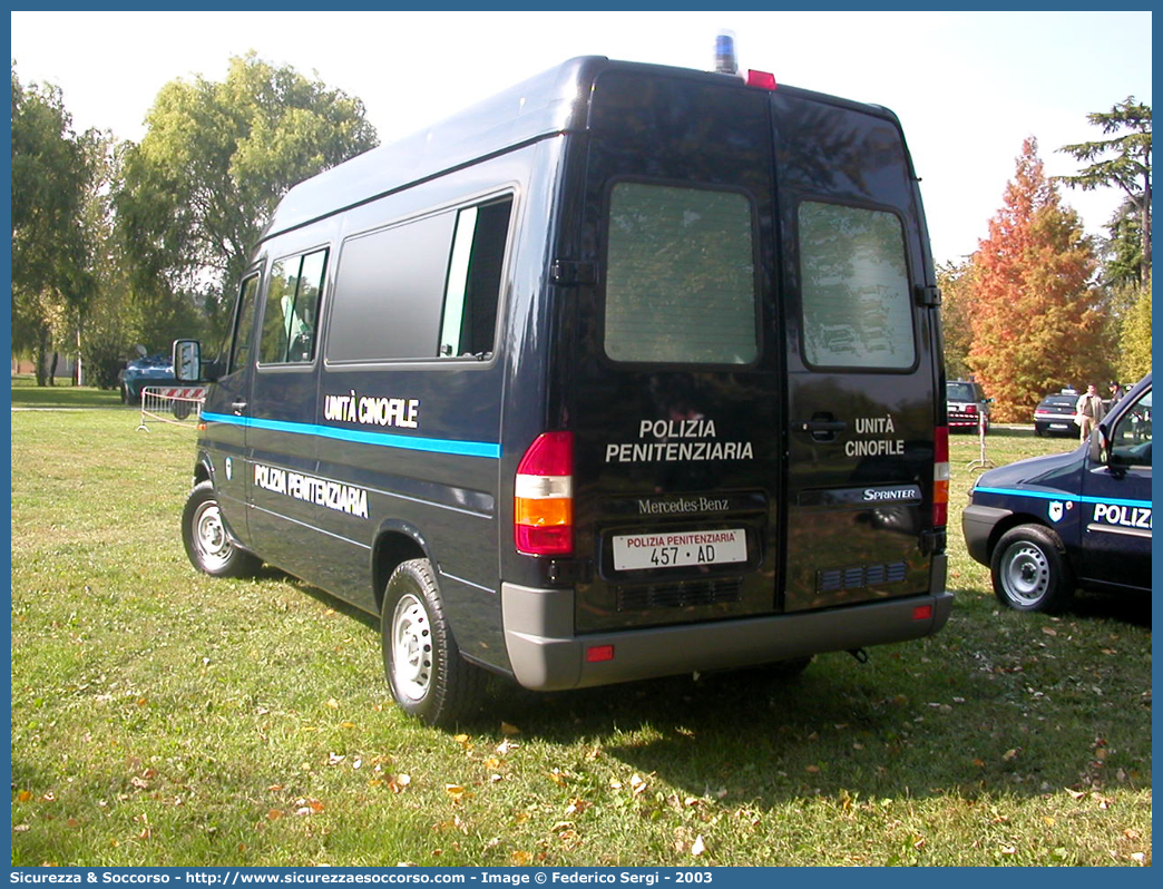 Polizia Penitenziaria 457AD
Polizia Penitenziaria
Servizio Cinofili
Mercedes Benz Sprinter 316 I serie restyling
Parole chiave: 457AD;Polizia Penitenziaria;Servizio Cinofili;Mercedes Benz Sprinter II seriePolPen;AdiC;Agenti;di;Custodia;Polizia;Penitenziaria;Servizio;Cinofili;Mercedes;Benz;Sprinter