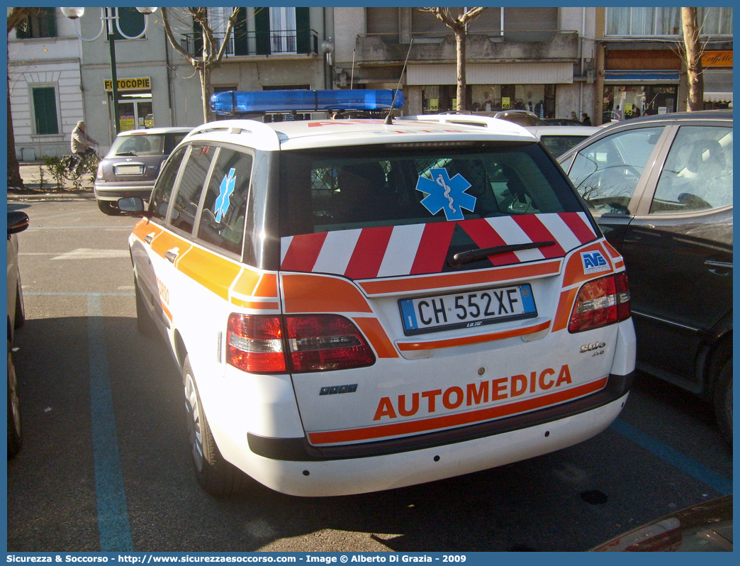 ALFA SIERRA 03
118 Versilia Soccorso
Fiat Stilo Multiwagon
Allestitore AVS S.a.s.
Parole chiave: 118;Versilia;Soccorso;Automedica;Fiat;Stilo;Multiwagon;AVS