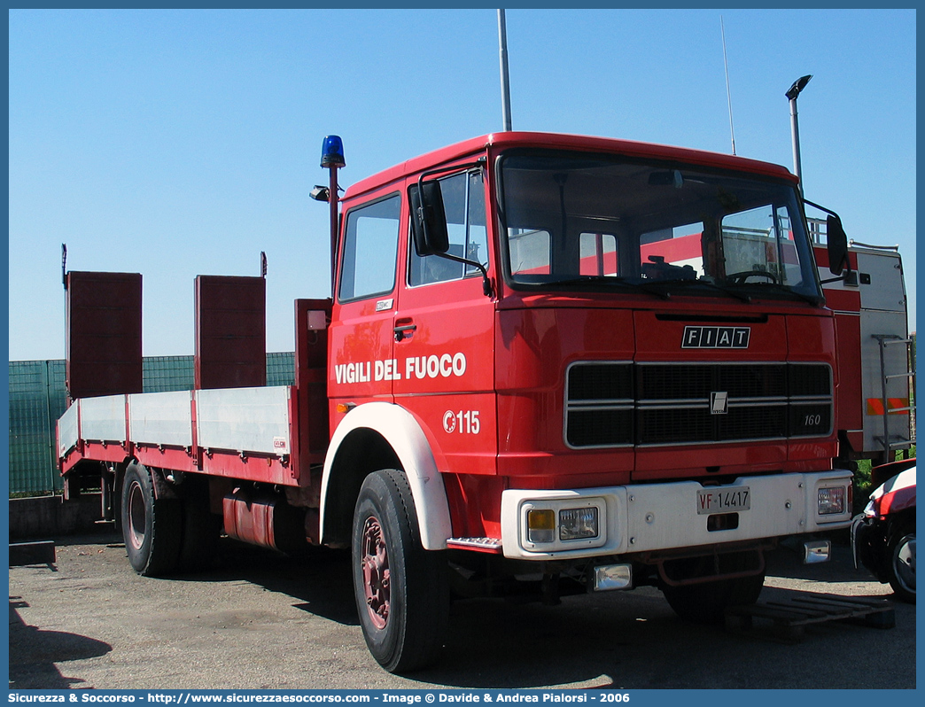 VF 14417
Corpo Nazionale Vigili del Fuoco
Fiat Iveco 160NC

Parole chiave: VF;V.F.;VVF;V.V.F.;Corpo;Nazionale;Vigili del Fuoco;Vigili;Fuoco;Fiat;Iveco;160NC;14417