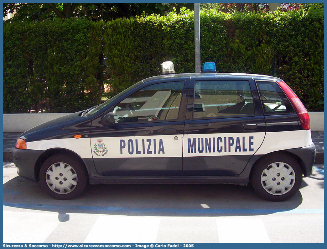 -
Polizia Municipale
Comune di Cadoneghe
Fiat Punto I serie
Parole chiave: Polizia;Locale;Municipale;Cadoneghe;Fiat;Punto