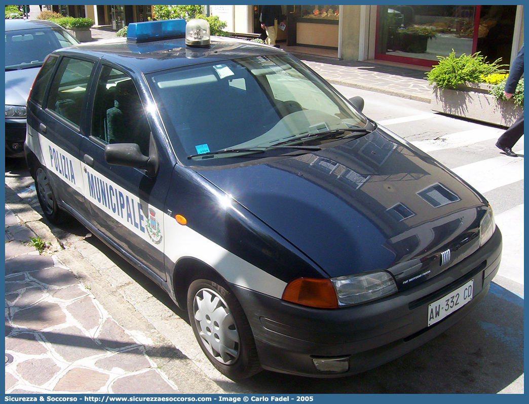 -
Polizia Municipale
Comune di Cadoneghe
Fiat Punto I serie
Parole chiave: Polizia;Locale;Municipale;Cadoneghe;Fiat;Punto