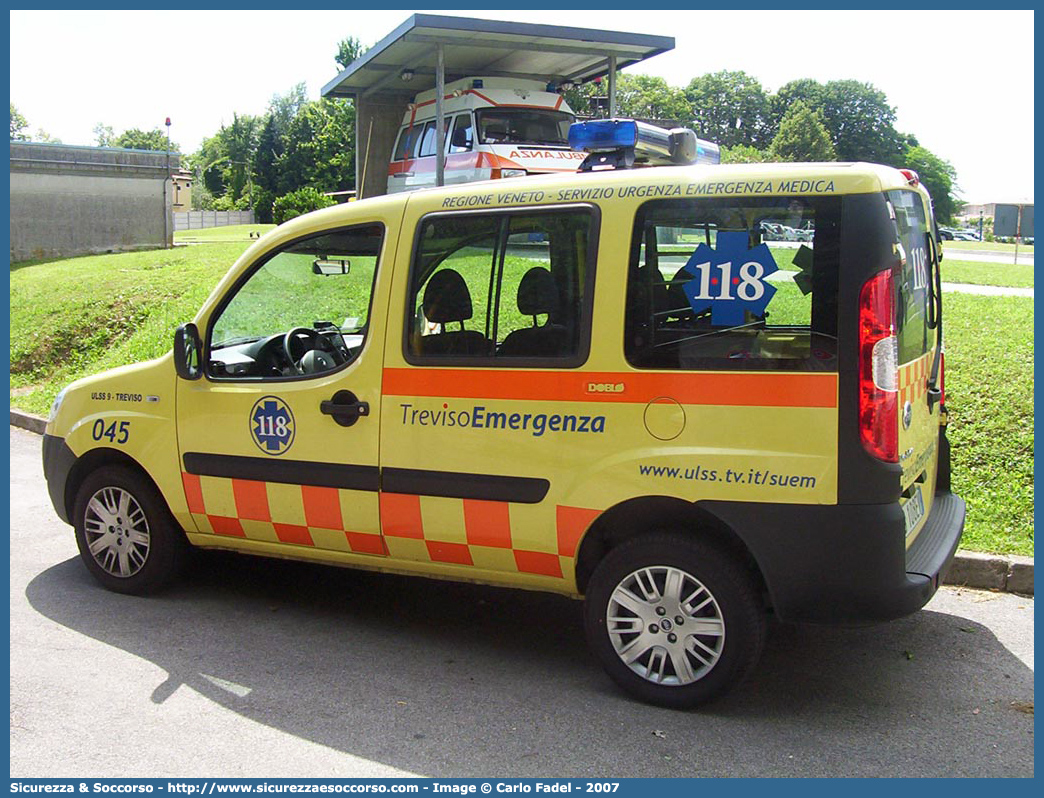 045
SUEM 118 Treviso Emergenza
Azienda ULSS 2 - Marca Trevigiana
Fiat Doblò I serie restyling
Parole chiave: 118;SUEM;S.U.E.M.;Treviso;Emergenza;Fiat;Doblò