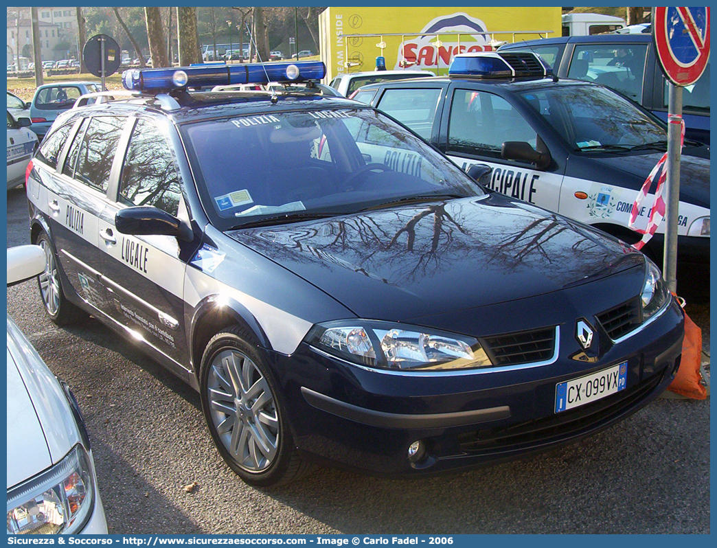 -
Polizia Locale
Unione Comuni Padova Nordovest
Renault Laguna GrandTour restyling
Parole chiave: Polizia;Locale;Municipale;Padova Nordovest;Campodoro;Campo San Martino;Curtarolo;Piazzola sul Brenta;Villafranca Padovana;Renault;Laguna;Grandtour