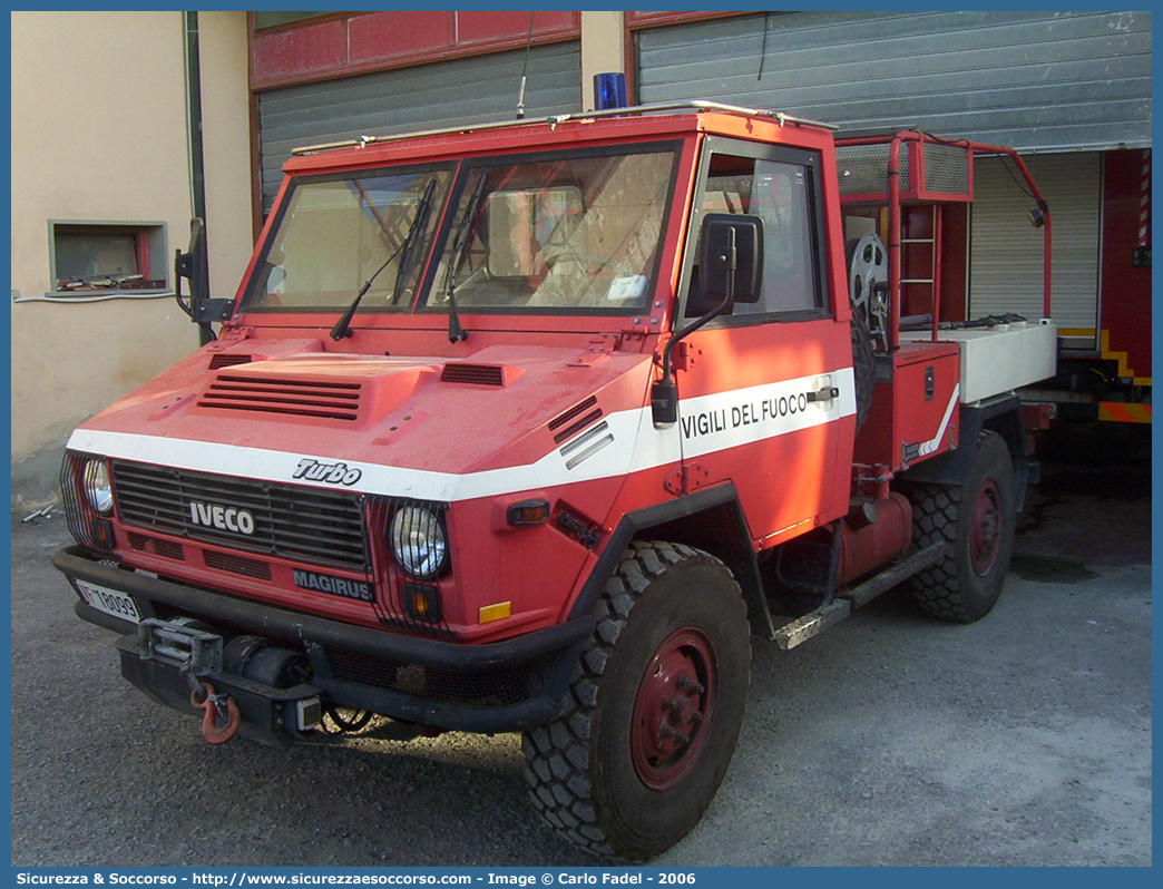 VF 18099
Corpo Nazionale Vigili del Fuoco
Iveco 40.10WM Fauno
Allestitore Magirus
Parole chiave: VVF;V.V.F.;Corpo;Nazionale;Vigili;del;Fuoco;Iveco;40.10;WM;Fauno;VM90;VM 90;AIB