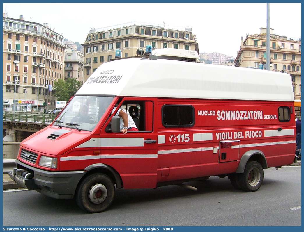 VF 19319
Corpo Nazionale Vigili del Fuoco
Nucleo Soccorso Subacqueo e Acquatico
Iveco Daily 59-12 II serie
Parole chiave: VVF;V.V.F.;Corpo;Nazionale;Vigili;del;Fuoco;Iveco;Daily;59-12;59.12;NSSA;N.S.S.A.;Soccorso;Subacqueo;Acquatico;Sommozzatori;Subacquei