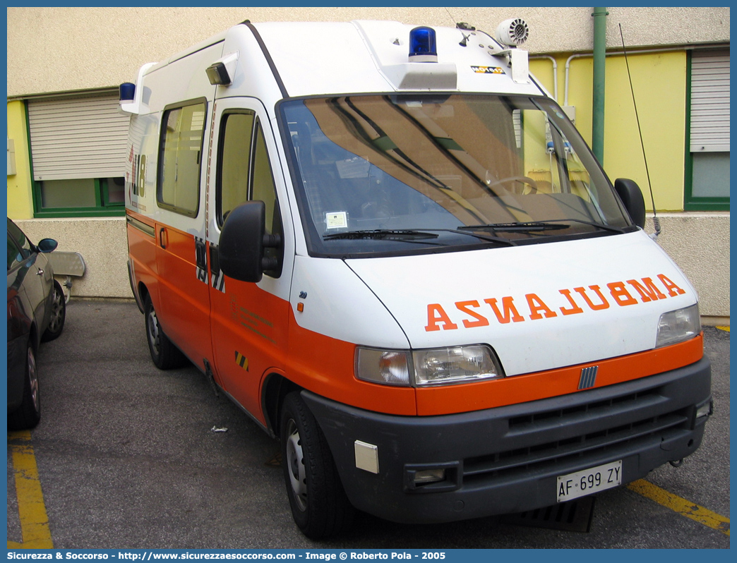 MO 1612
118 Modena Soccorso
Fiat Ducato II serie
Parole chiave: 118;Modena;Soccorso;Ambulanza;Fiat;Ducato