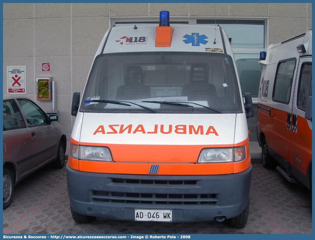 MO 1701
118 Modena Soccorso
Fiat Ducato II serie
Parole chiave: 118;Modena;Soccorso;Ambulanza;Fiat;Ducato