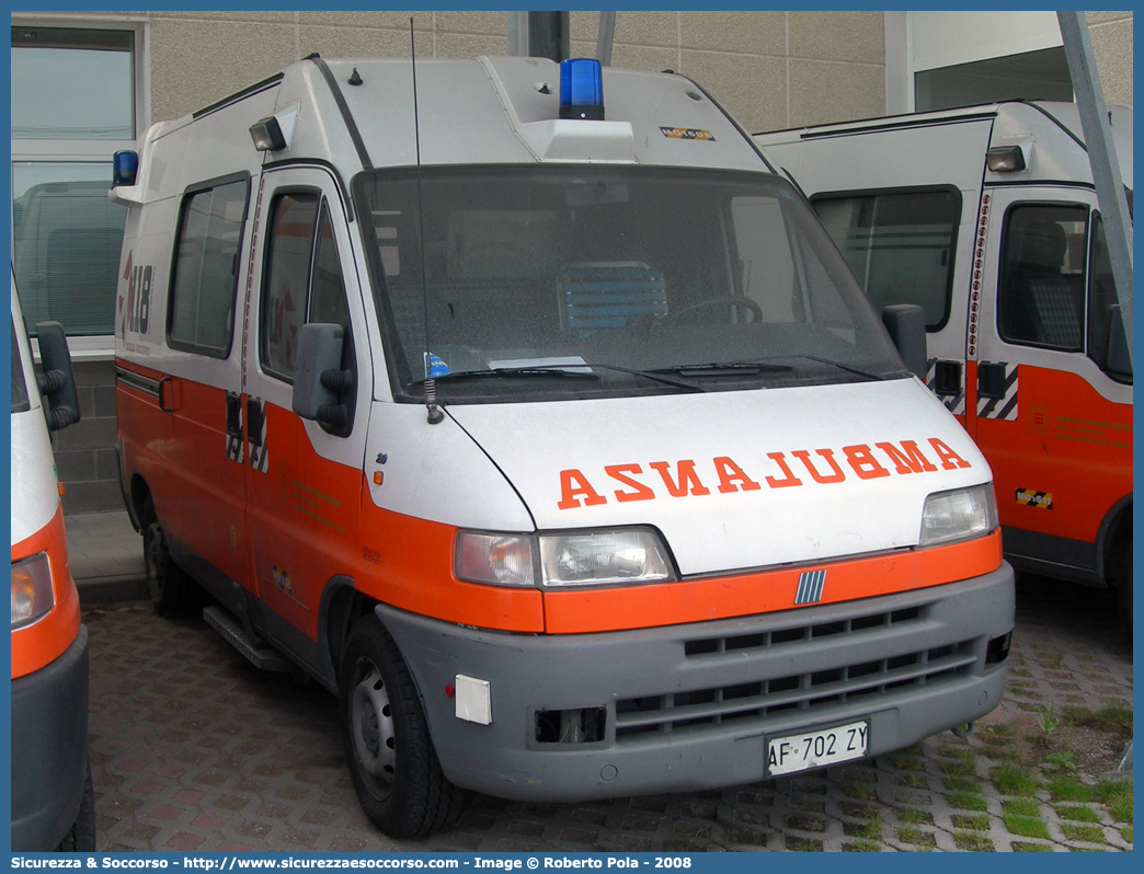 MO 1608
118 Modena Soccorso
Fiat Ducato II serie
Parole chiave: 118;Modena;Soccorso;Ambulanza;Fiat;Ducato