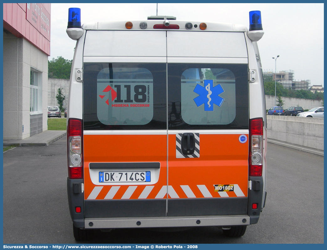 MO 1602
118 Modena Soccorso
Fiat Ducato III serie
Allestitore Orion S.r.l.
Parole chiave: 118;Modena;Soccorso;Ambulanza;Fiat;Ducato;X250;X 250;Orion