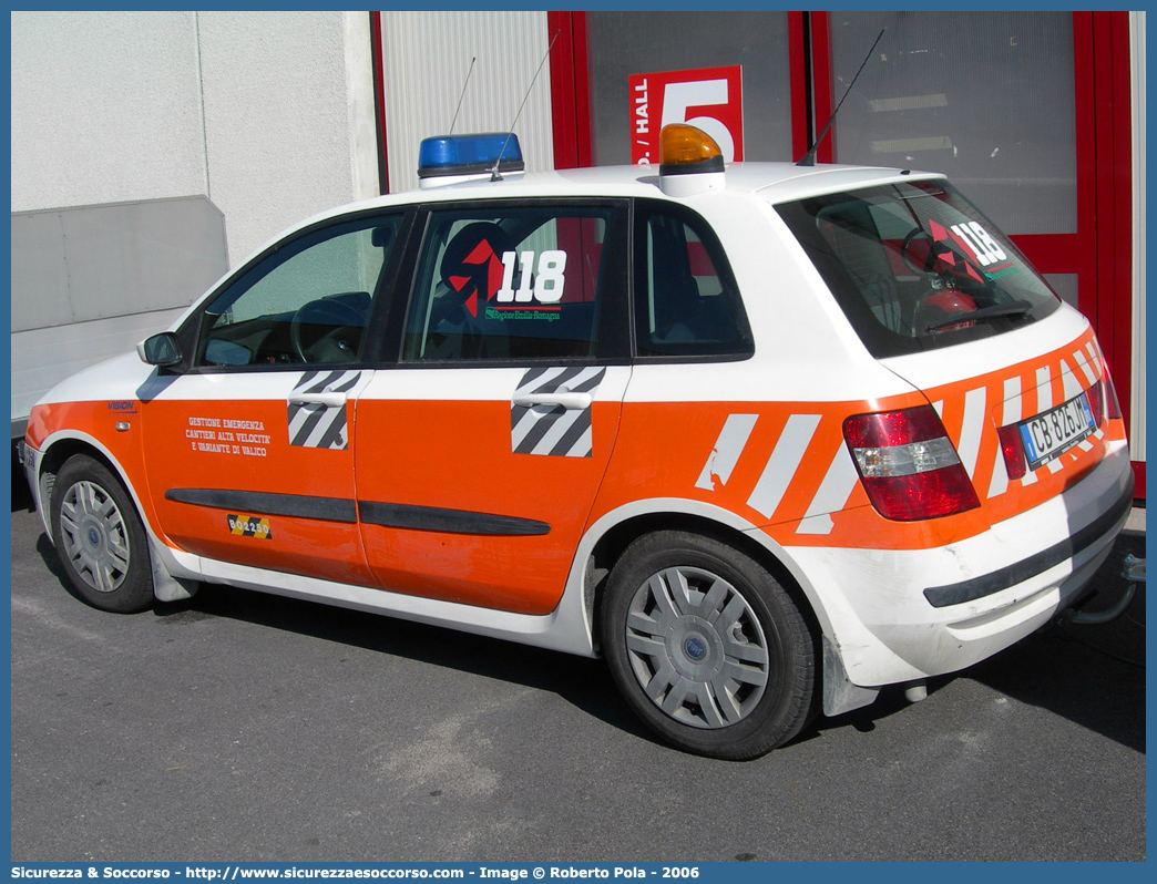 BO 2250
118 Bologna Soccorso
Fiat Stilo
Allestitore Vision S.r.l.
Parole chiave: 118;Bologna;Soccorso;Fiat;Stilo;Vision;G.E.C.A.V.;GECAV;Gestione;Cantieri;Alta Velocità;Variante di Valico