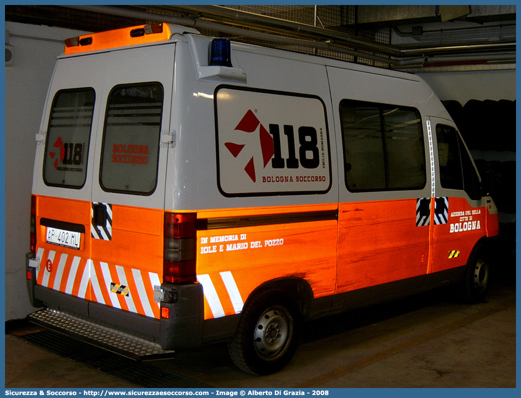 BO 0002
118 Bologna Soccorso
Fiat Ducato II serie
Allestitore Grazia
Parole chiave: 118;Bologna;Soccorso;Ambulanza;Fiat;Ducato