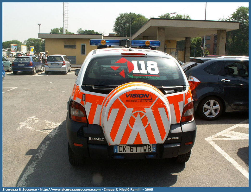 BO 2706
118 Bologna Soccorso
Renault Scenic RX4
Allestitore Vision S.r.l.
Parole chiave: 118;Bologna;Soccorso;Automedica;Renault;Scenic;RX4;Vision