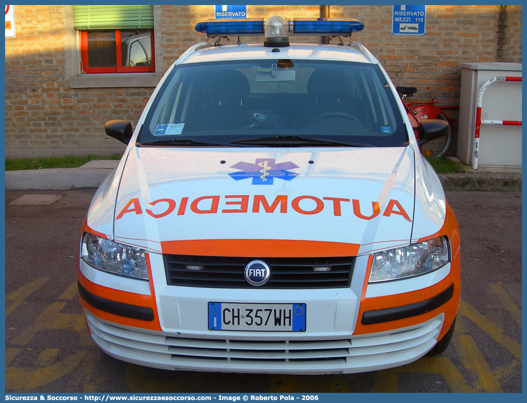 FE 3144
118 Ferrara Soccorso
Fiat Stilo Multiwagon
Allestitore EDM S.r.l.
Parole chiave: 118;Ferrara;Soccorso;Automedica;Automedicalizzata;Auto Medica;Auto Medicalizzata;Fiat;Stilo;Multiwagon;Multi Wagon;SW;S.W.;EDM