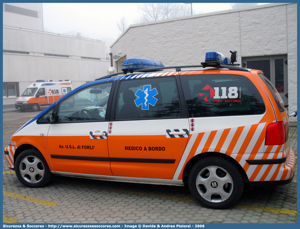 -
118 Romagna Soccorso
Ambito Territoriale di Forlì
Seat Alhambra II serie
Allestitore EDM S.r.l.
(variante)
Parole chiave: 118;Romagna;Soccorso;Forlì;Forli;Automedica;Automedicalizzata;Auto Medica;Auto Medicalizzata;Seat;Alhambra;EDM