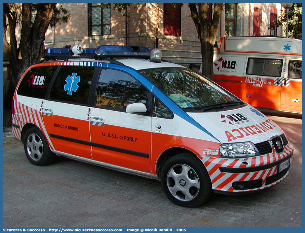 -
118 Romagna Soccorso
Ambito Territoriale di Forlì
Seat Alhambra II serie
Allestitore EDM S.r.l.
Parole chiave: 118;Romagna;Soccorso;Forlì;Forli;Automedica;Automedicalizzata;Auto Medica;Auto Medicalizzata;Seat;Alhambra;EDM