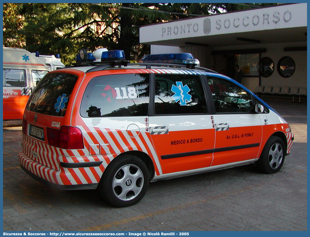 -
118 Romagna Soccorso
Ambito Territoriale di Forlì
Seat Alhambra II serie
Allestitore EDM S.r.l.
Parole chiave: 118;Romagna;Soccorso;Forlì;Forli;Automedica;Automedicalizzata;Auto Medica;Auto Medicalizzata;Seat;Alhambra;EDM