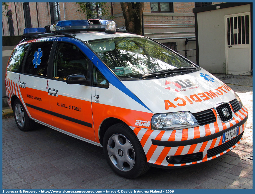 -
118 Romagna Soccorso
Ambito Territoriale di Forlì
Seat Alhambra II serie
Allestitore EDM S.r.l.
(variante)
Parole chiave: 118;Romagna;Soccorso;Forlì;Forli;Automedica;Automedicalizzata;Auto Medica;Auto Medicalizzata;Seat;Alhambra;EDM