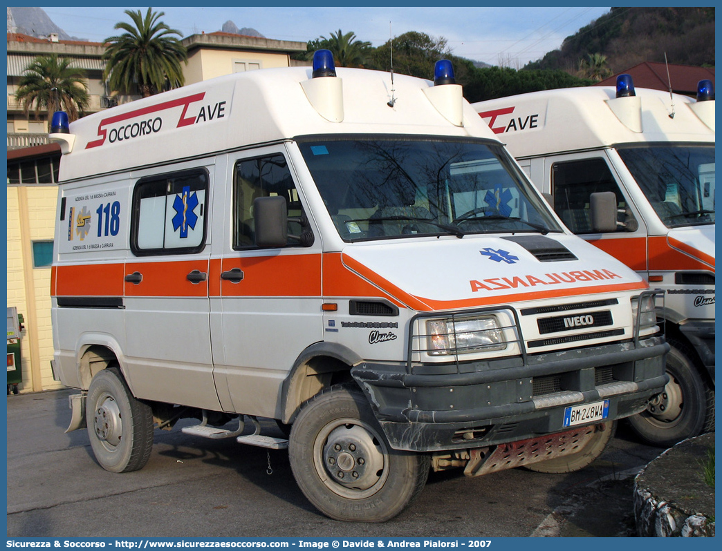 -
118 Massa Carrara Soccorso
Soccorso Cave
Iveco Daily 35-10 4x4 II serie
Allestitore MAF S.n.c.
Parole chiave: 118;Massa;Carrara;Soccorso;Cave;Iveco;Daily;MAF