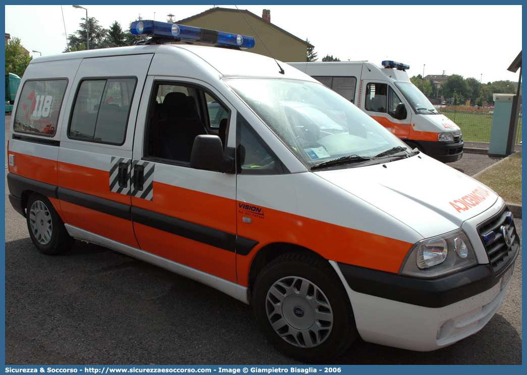 PC 0223
118 Piacenza Soccorso
Fiat Scudo III serie
Allestitore Vision S.r.l.
Parole chiave: 118;Piacenza;Soccorso;Automedica;Automedicalizzata;Auto Medica;Auto Medicalizzata;Fiat;Scudo;Vision