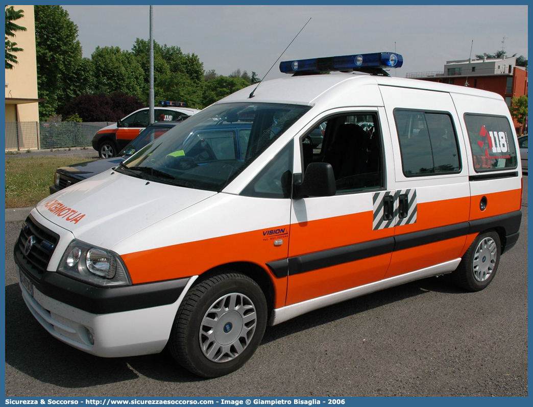 PC 0223
118 Piacenza Soccorso
Fiat Scudo III serie
Allestitore Vision S.r.l.
Parole chiave: 118;Piacenza;Soccorso;Automedica;Automedicalizzata;Auto Medica;Auto Medicalizzata;Fiat;Scudo;Vision