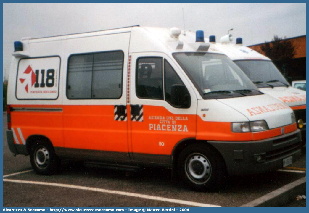 PC 0250
118 Piacenza Soccorso
Fiat Ducato II serie
Allestitore Grazia
Parole chiave: 118;Piacenza;Soccorso;Ambulanza;Fiat;Ducato;Grazia