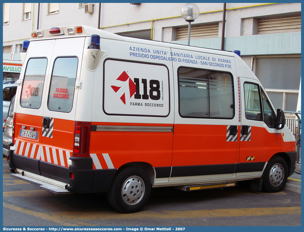 PR 05
118 Parma Soccorso
Fiat Ducato II serie restyling
Allestitore Vision S.r.l.
Parole chiave: 118;Parma;Soccorso;Ambulanza;Fiat;Ducato;Vision