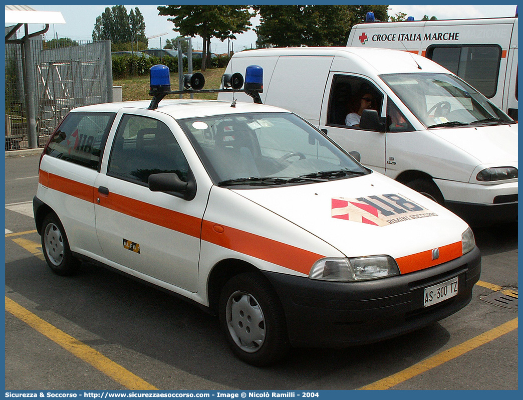 ALFA 01
118 Romagna Soccorso
Ambito Territoriale di Rimini
Fiat Punto I serie
Parole chiave: 118;Romagna;Soccorso;Rimini;Fiat;Punto