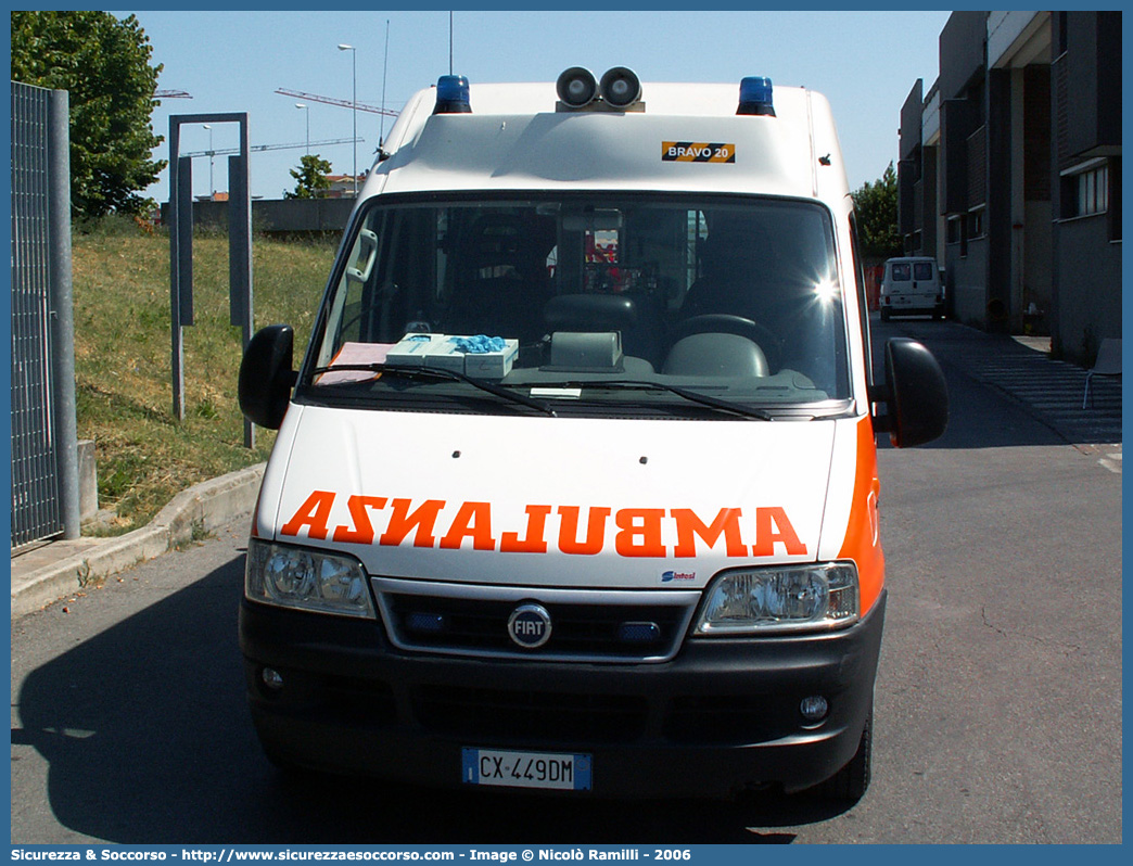 BRAVO 20
118 Romagna Soccorso
Ambito Territoriale di Rimini
Fiat Ducato II serie restyling
Allestitore Bollanti S.r.l.
Parole chiave: 118;Romagna;Soccorso;Rimini;Ambulanza;Fiat;Ducato;Bollanti