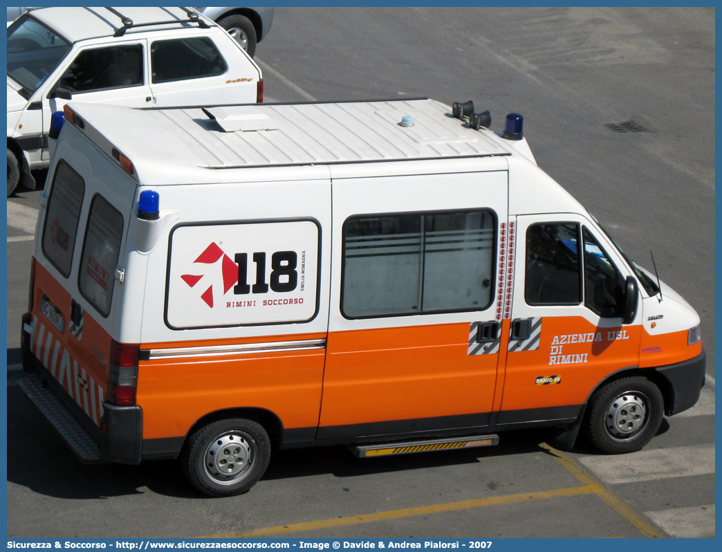 BRAVO 09
118 Romagna Soccorso
Ambito Territoriale di Rimini
Fiat Ducato II serie
Allestitore Vision S.r.l.
Parole chiave: 118;Romagna;Soccorso;Rimini;Ambulanza;Fiat;Ducato;Vision