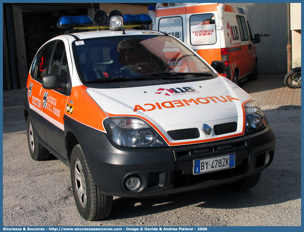 MIKE 02
118 Romagna Soccorso
Ambito Territoriale di Rimini
Renault Scenic RX4
Allestitore MAF S.n.c.
Parole chiave: 118;Romagna;Soccorso;Rimini;Automedica;Renault;Scenic;RX4;MAF