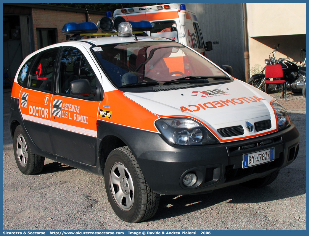 MIKE 02
118 Romagna Soccorso
Ambito Territoriale di Rimini
Renault Scenic RX4
Allestitore MAF S.n.c.
Parole chiave: 118;Romagna;Soccorso;Rimini;Automedica;Renault;Scenic;RX4;MAF