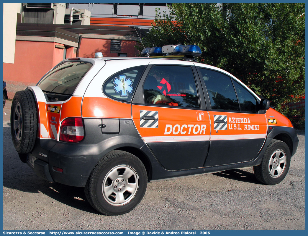 MIKE 02
118 Romagna Soccorso
Ambito Territoriale di Rimini
Renault Scenic RX4
Allestitore MAF S.n.c.
Parole chiave: 118;Romagna;Soccorso;Rimini;Automedica;Renault;Scenic;RX4;MAF