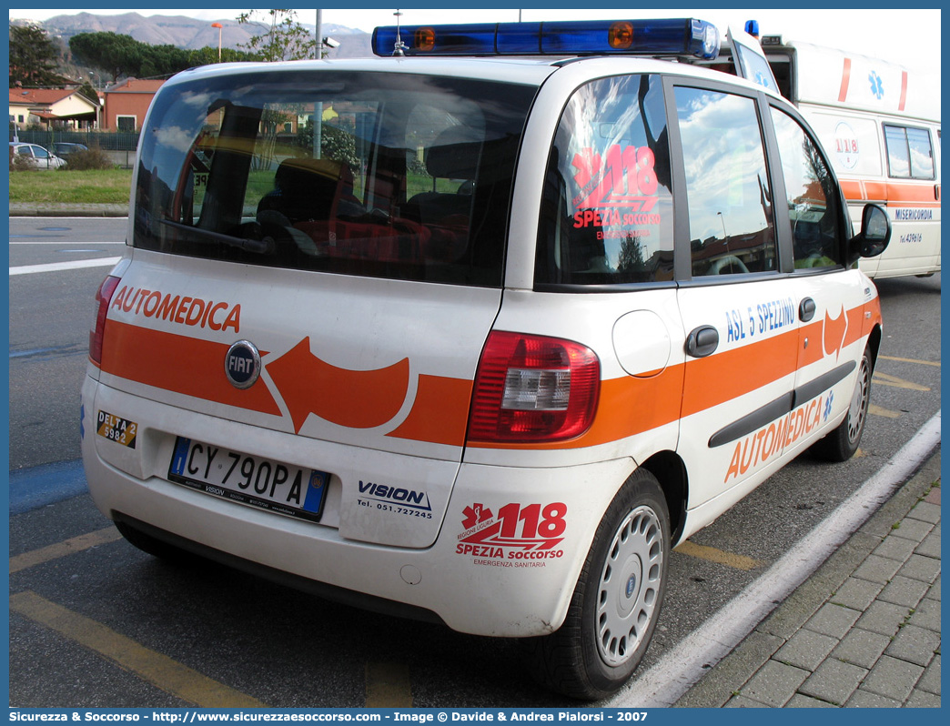 5982
118 Spezia Soccorso
Fiat Multipla II serie
Allestitore Vision S.r.l.
Parole chiave: 118;Spezia;Soccorso;Automedica;Fiat;Multipla;Vision