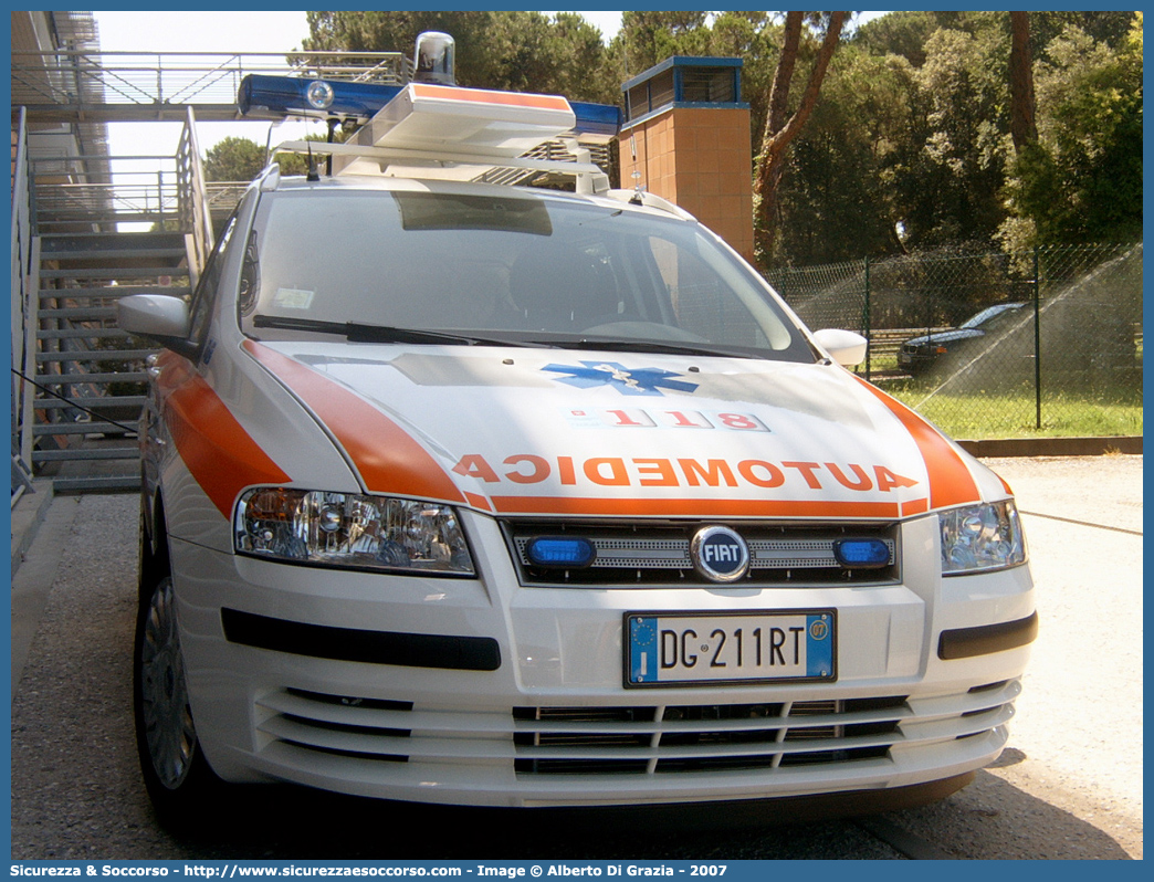 ALFA SIERRA 01
118 Versilia Soccorso
Fiat Stilo Multiwagon
Allestitore AVS S.a.s.
Parole chiave: 118;Versilia;Soccorso;Automedica;Fiat;Stilo;Multiwagon;AVS