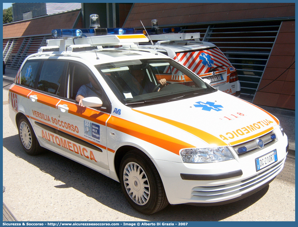 ALFA SIERRA 02
118 Versilia Soccorso
Fiat Stilo Multiwagon
Allestitore AVS S.a.s.
Parole chiave: 118;Versilia;Soccorso;Automedica;Fiat;Stilo;Multiwagon;AVS