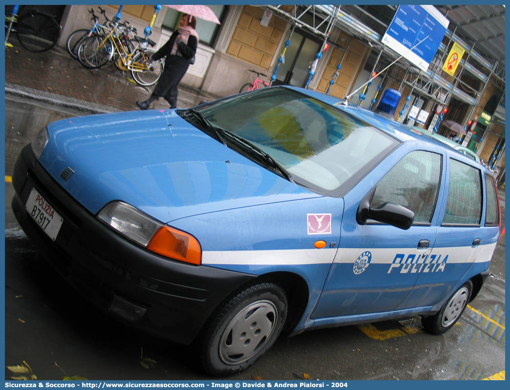 Polizia B7917
Polizia di Stato
Polizia Ferroviaria
Fiat Punto I serie
Parole chiave: Polizia;Stato;Polizia di Stato;Ferroviaria;Polfer;Fiat;Punto;B7917