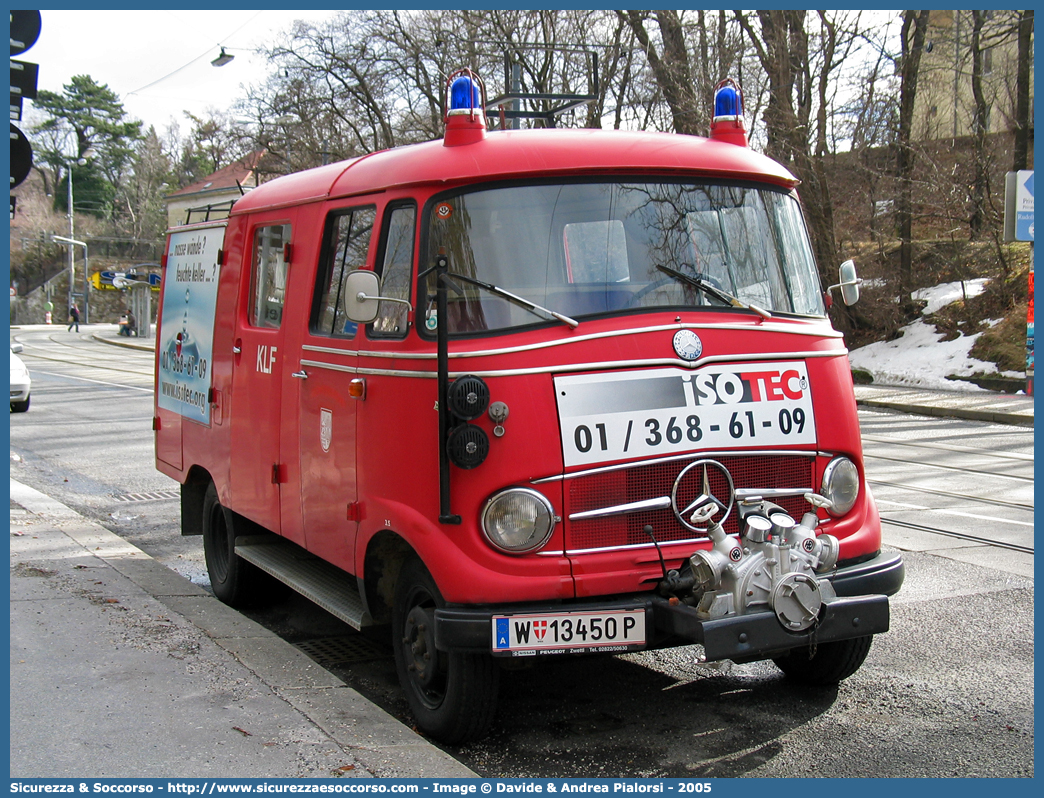 -
Republik Österreich
Feuerwher 
Mercedes Benz L319
Parole chiave: Republik;Österreich;Feuerwher;Mercedes Benz;L319