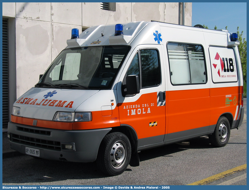 BO 2305
118 Imola Soccorso
Fiat Ducato II serie
Allestitore Grazia
Parole chiave: 118;Imola;Soccorso;Ambulanza;Fiat;Ducato;Grazia