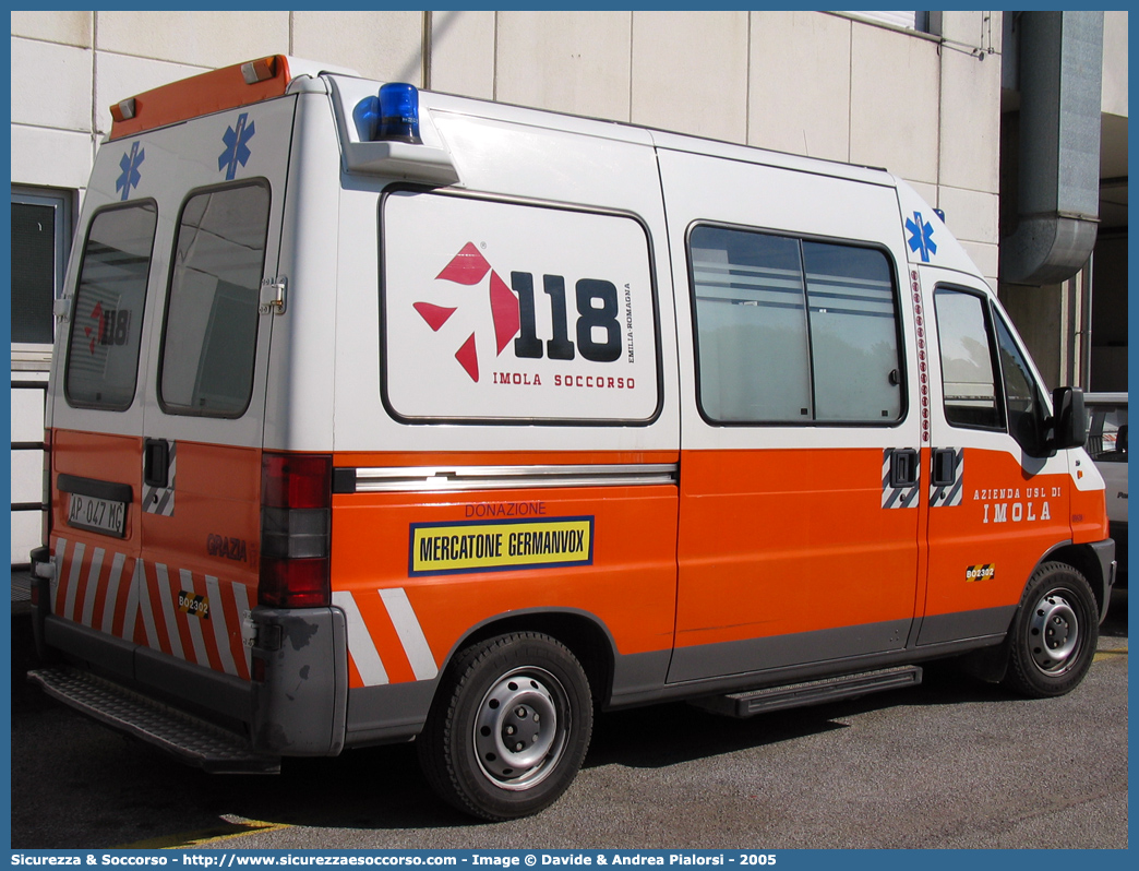 BO 2302
118 Imola Soccorso
Fiat Ducato II serie
Allestitore Grazia
Parole chiave: 118;Imola;Soccorso;Ambulanza;Fiat;Ducato;Grazia