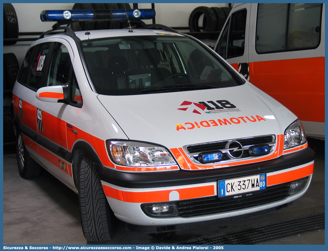 BO 2737
118 Bologna Soccorso
Opel Zafira I serie
Allestitore Vision S.r.l.
Parole chiave: 118;Bologna;Soccorso;Automedica;Opel;Zafira;Vision