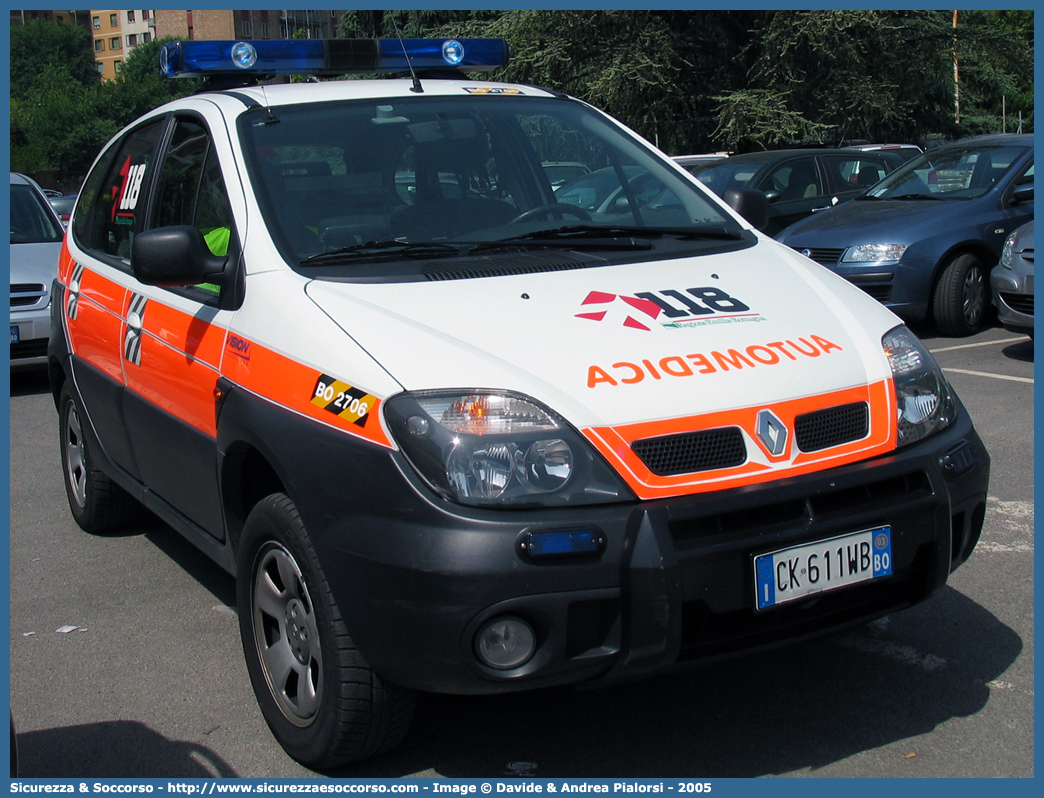 BO 2706
118 Bologna Soccorso
Renault Scenic RX4
Allestitore Vision S.r.l.
Parole chiave: 118;Bologna;Soccorso;Automedica;Renault;Scenic;RX4;Vision