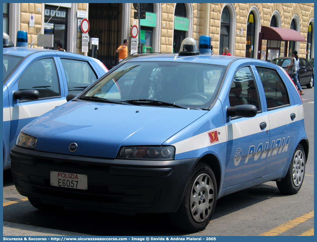 Polizia E6057
Polizia di Stato
Polizia Ferroviaria
Fiat Punto II serie
Parole chiave: Polizia;Stato;Polizia di Stato;Ferroviaria;Polfer;Fiat;Punto;E6057